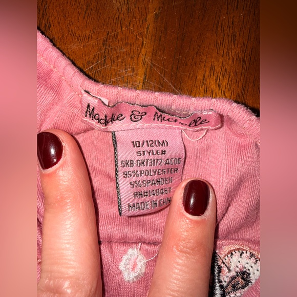 Pink Ribbed Top with Butterfly Embroidery - Picture 2 of 2